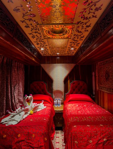 palace on wheels cabins